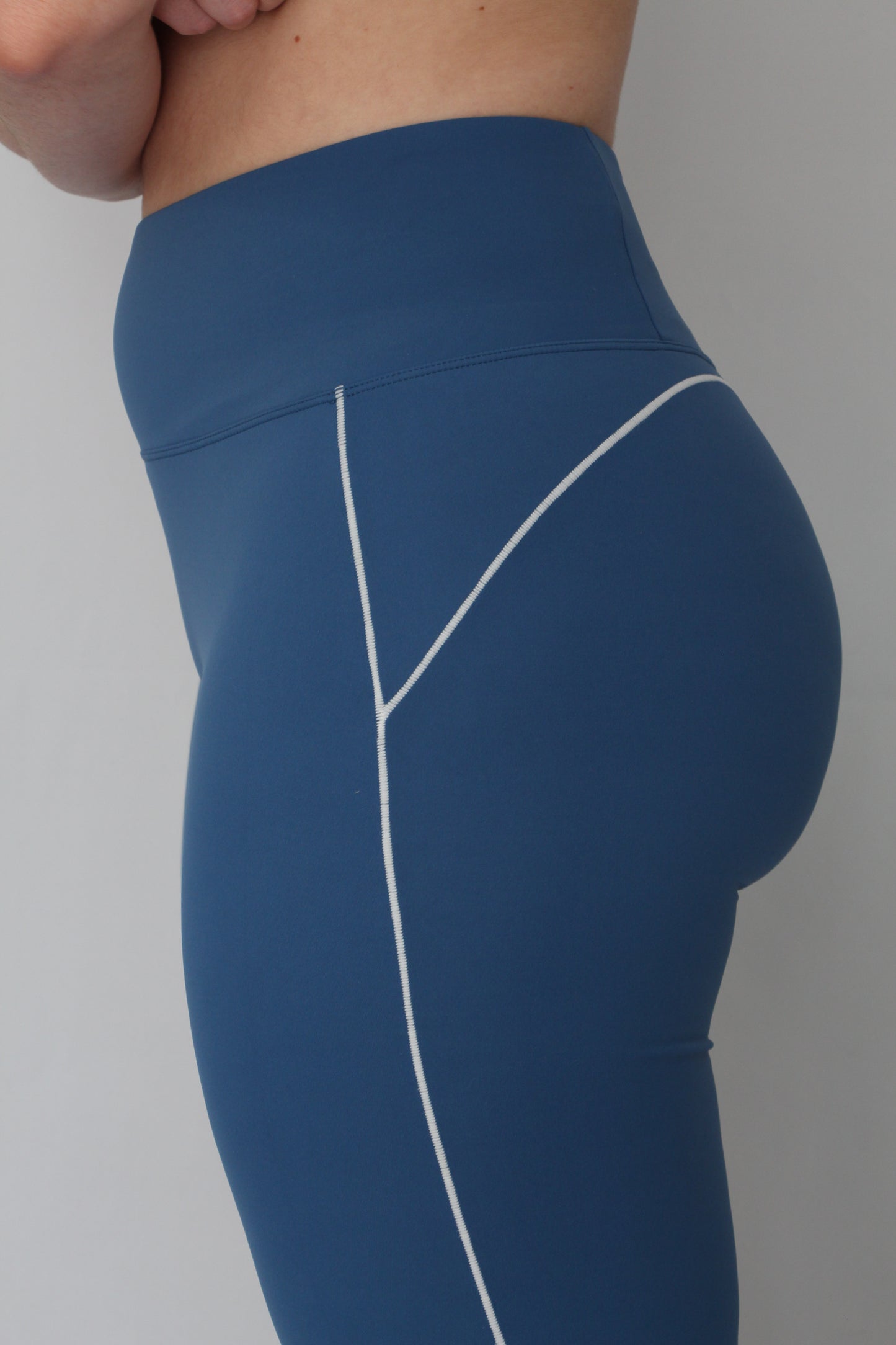 Elevate Flared Leggings
